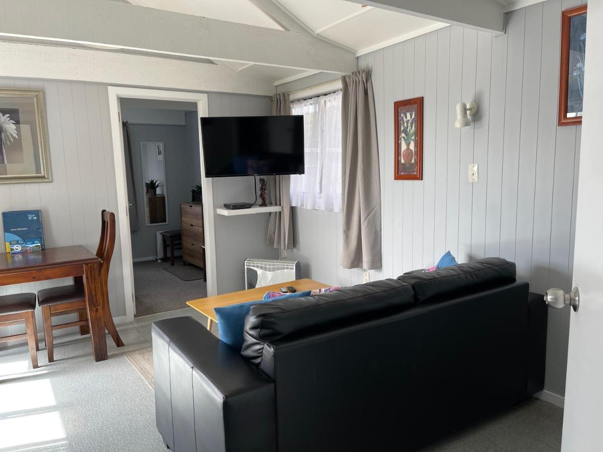 Motutere Bay Top 10 Holiday Park Туранги Екстериор снимка