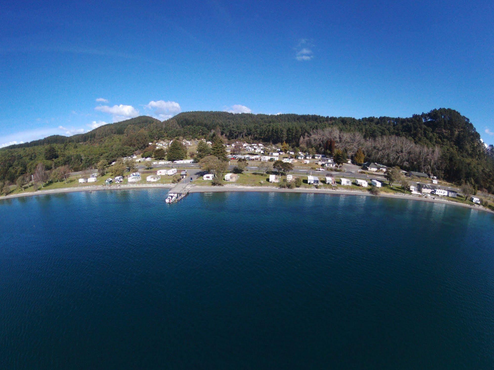 Motutere Bay Top 10 Holiday Park Туранги Екстериор снимка